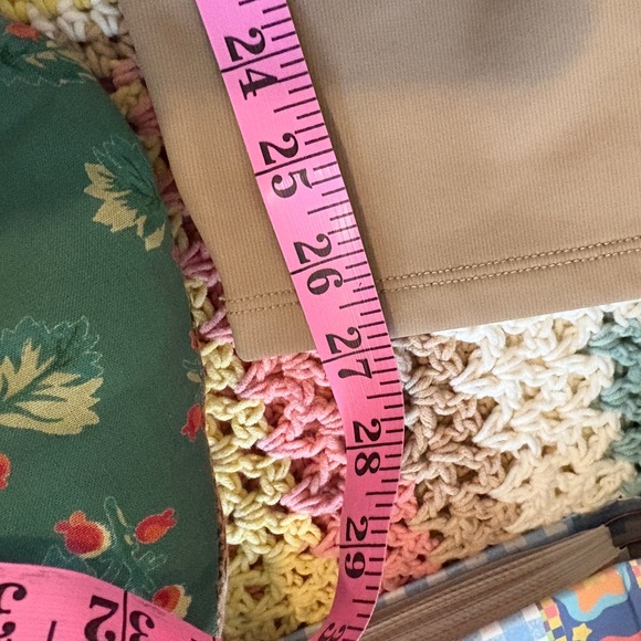 Lady’s Tan Warm Pants - Picture 8 of 8